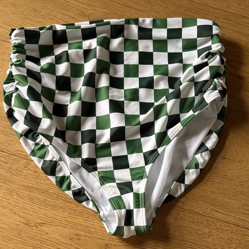 Albion Fit High Waisted Bottoms